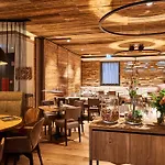 Genusshotel Wenisch Otel